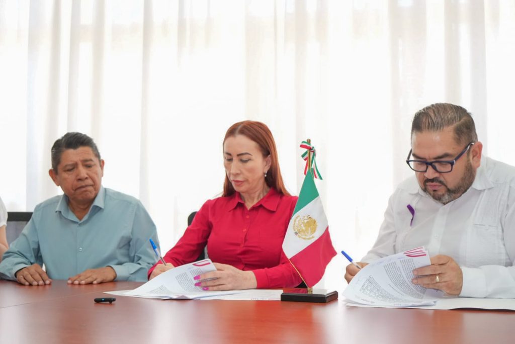 Firman convenio de colaboración Ayuntamiento de VdeA y el IEEA ...